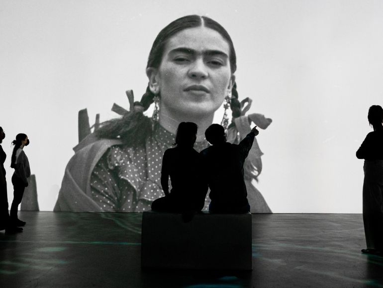 Frida Kahlo - Beyond the Icon, παράταση έκθεσης μέχρι τον Ιούλιο Frida Kahlo - Beyond the Icon, παράταση έκθεσης μέχρι τον Ιούλιο